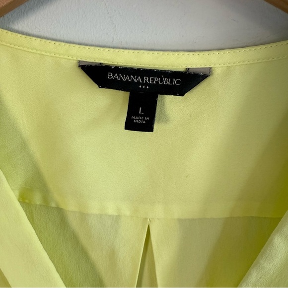 Banana Republic Light Yellow Blouse, Size L, Excellent Condition - Picture 2 of 6